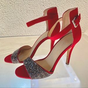 ❤️**NEW**Gorgeous Crystal & Red Suede Aldo Heels Sz 8.5